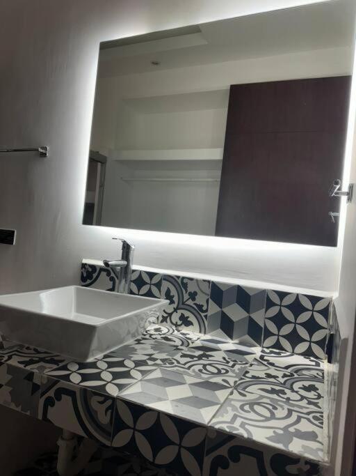 Apartament Mid-498 Centro Mérida Zewnętrze zdjęcie
